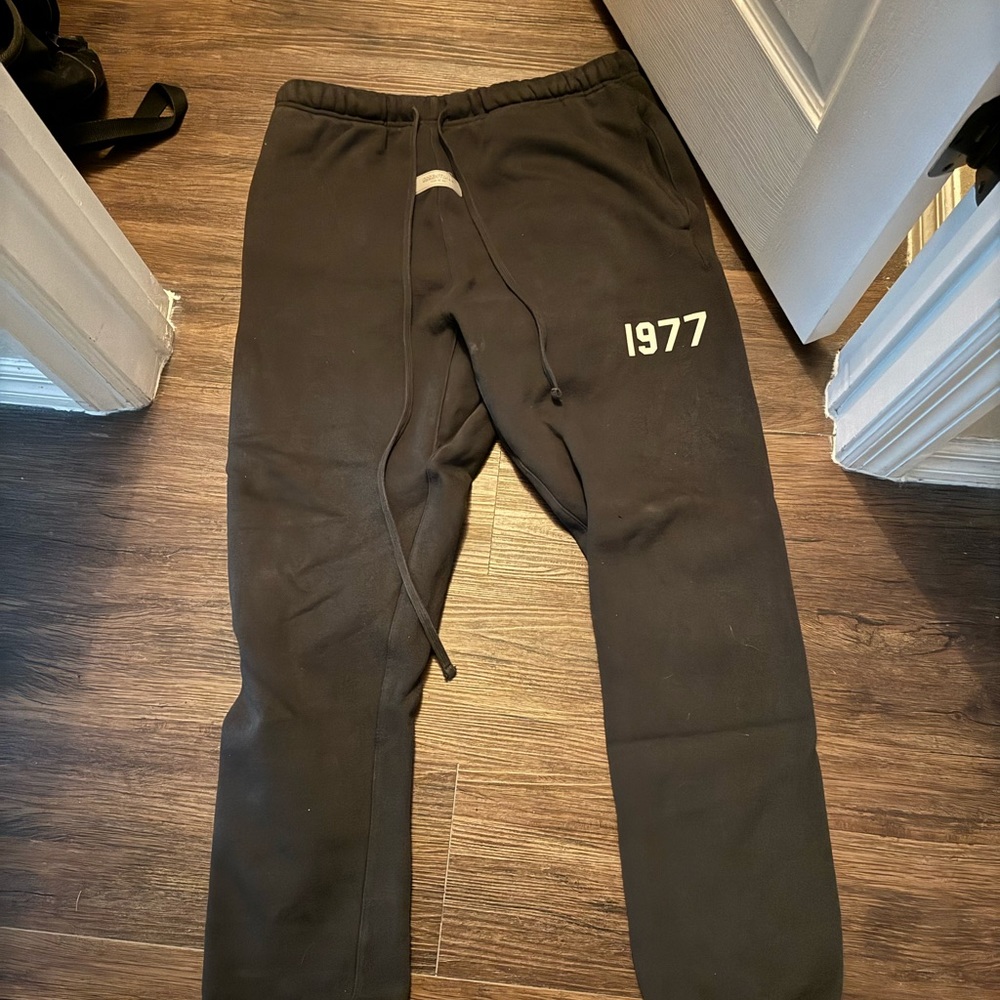 FOG Essentials Sweatpants Size L